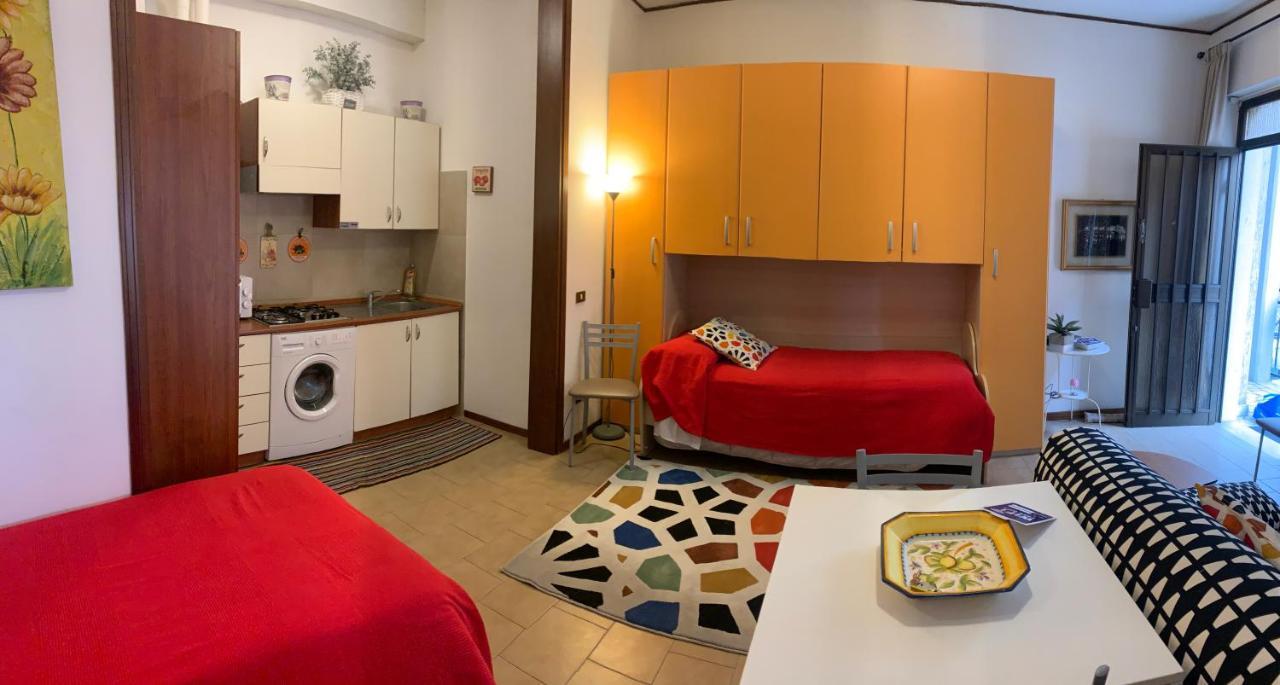 Appartamento Affitti Brevi Verona Colors/G.B. Rossi Friendly Екстер'єр фото