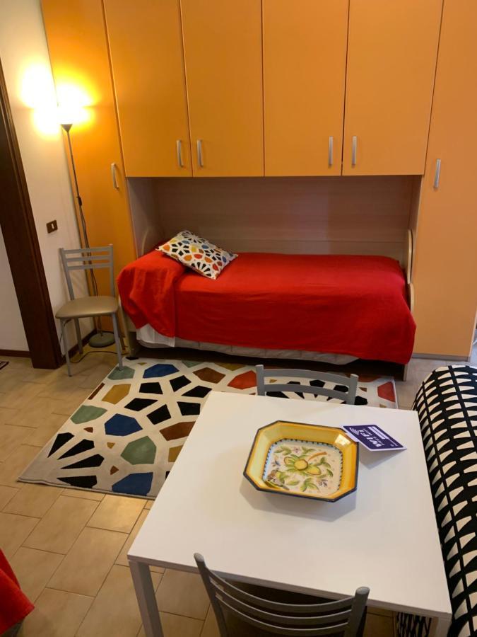 Appartamento Affitti Brevi Verona Colors/G.B. Rossi Friendly Екстер'єр фото